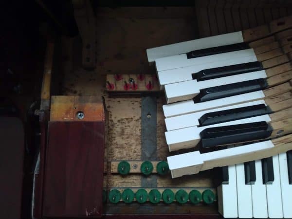 Sửa đàn Piano - 09